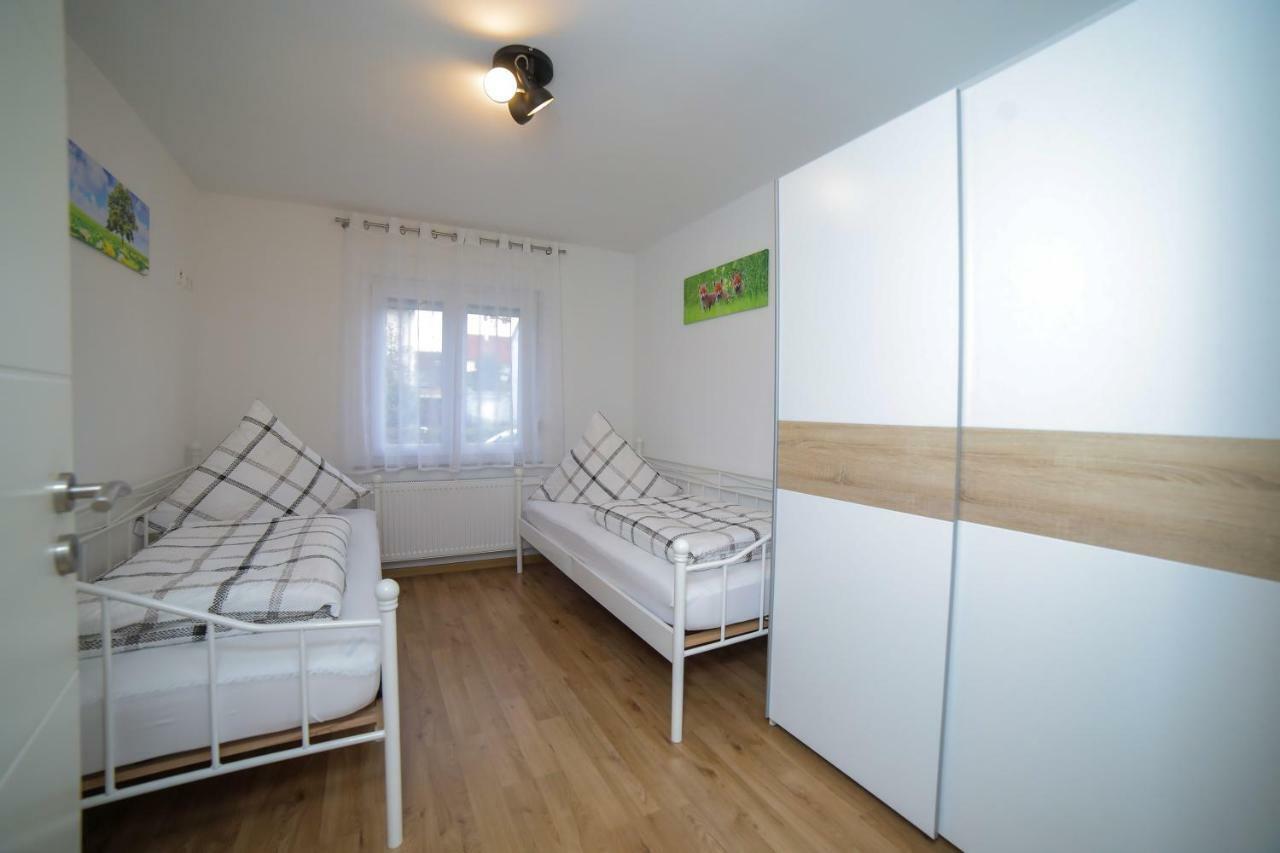 Apartment Claudia Sinsheim Exterior photo